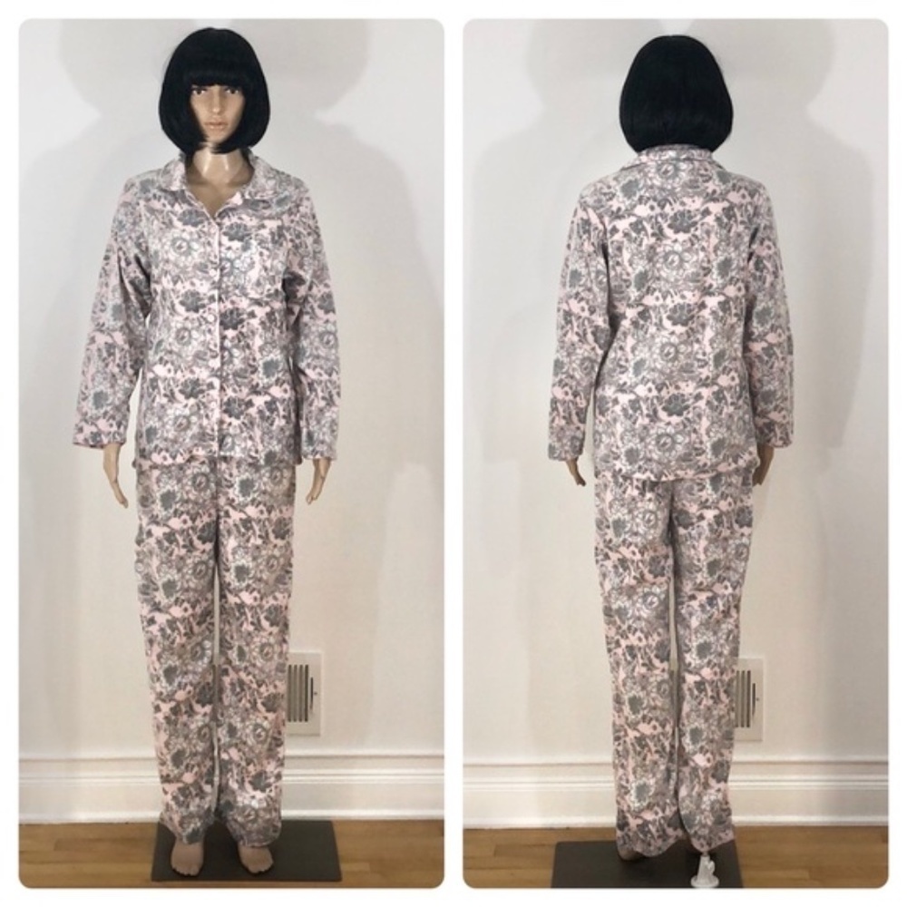 LAST ONE AVAILABLE!!! Mayfair 2 Piece Micro Fleece Pajamas Size Small